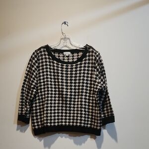 Joseph A Black and Cream Geometric Sweater
